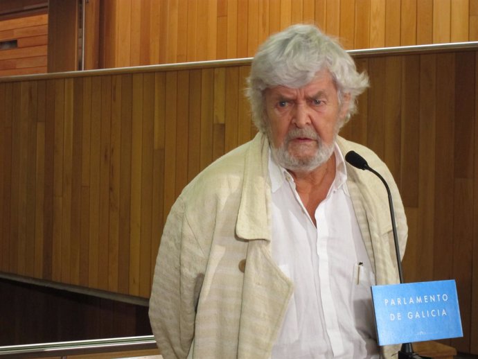 Xosé Manuel Beiras en el Parlamento de Galicia