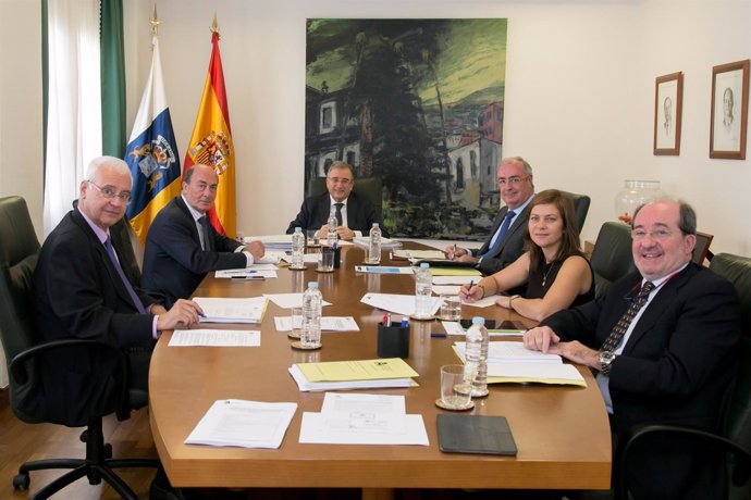 Pleno de la Audiencia de Cuentas de Canarias