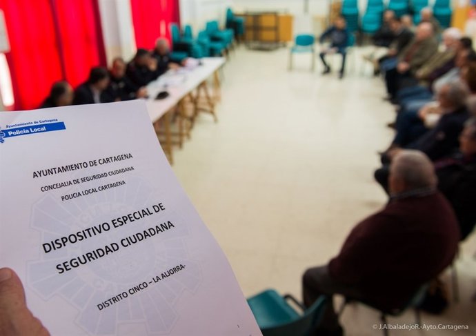 Una unidad nocturna más de la Policía Local velará por la seguridad 