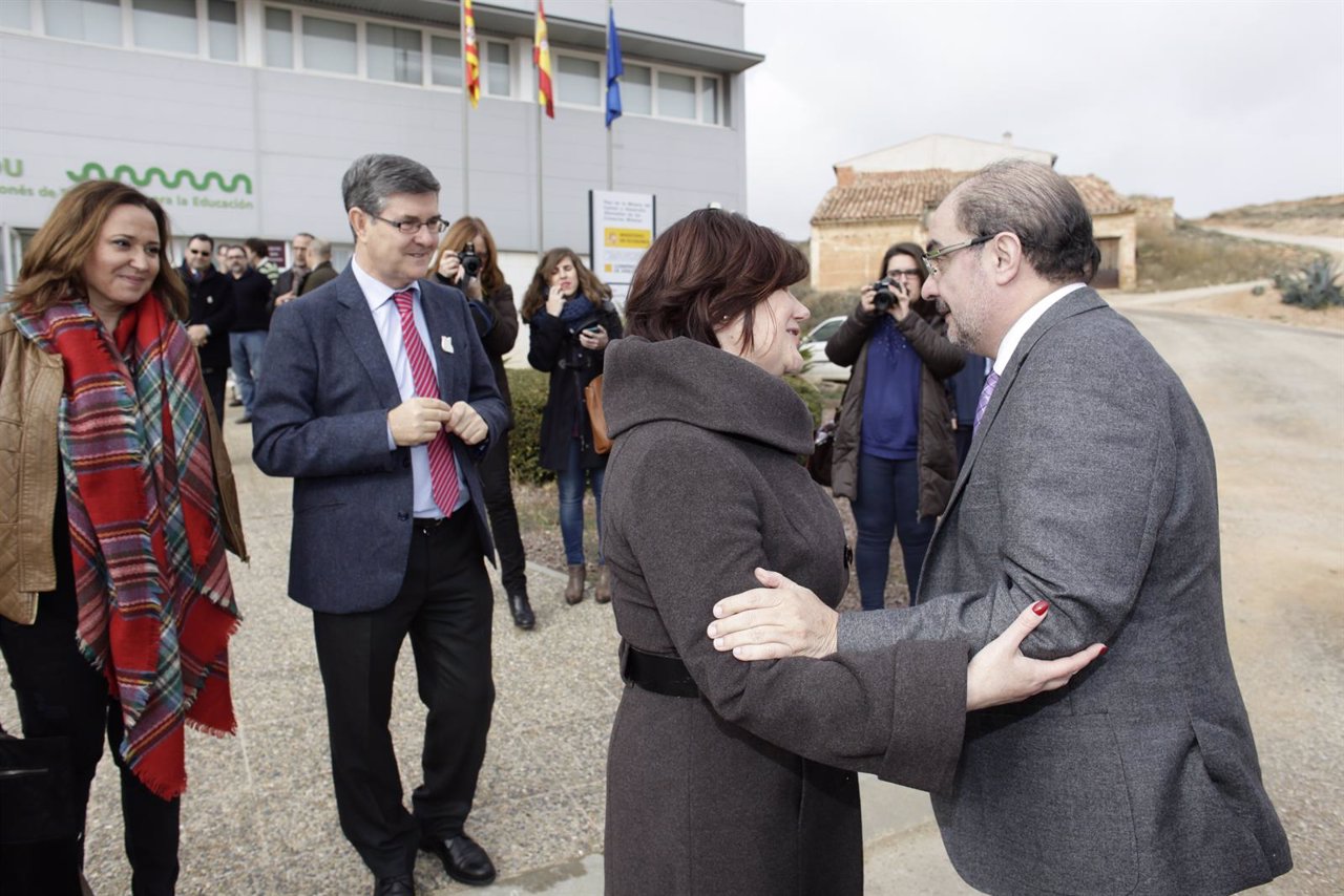 Lambán con la alcaldesa de Alcorisa