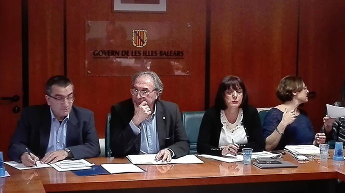 El conseller Martí March en la mesa de educación concertada