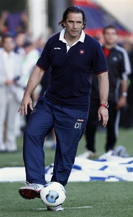 El técnico argentino Juan Antonio Pizzi 