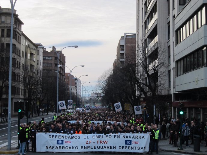 Manifestación en Pamplona contra los despidos en TRW