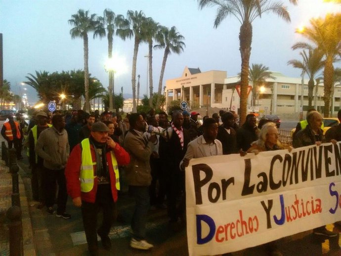 Manifestación en Roquetas de Mar (Almería)