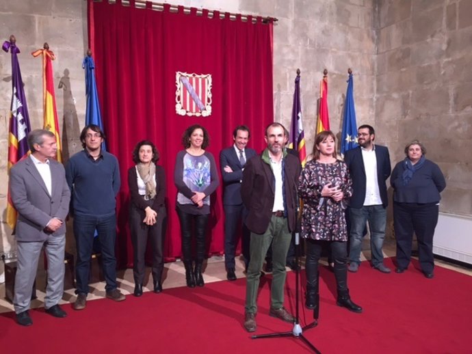 El Govern en la copa de Navidad