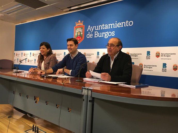 Los ediles Nuria Barrio, Daniel de la Rosa y Antonio Fernández Santos