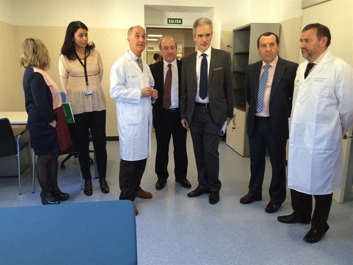 Hospital regional málaga consulta externa aquilino alonso consejero salud