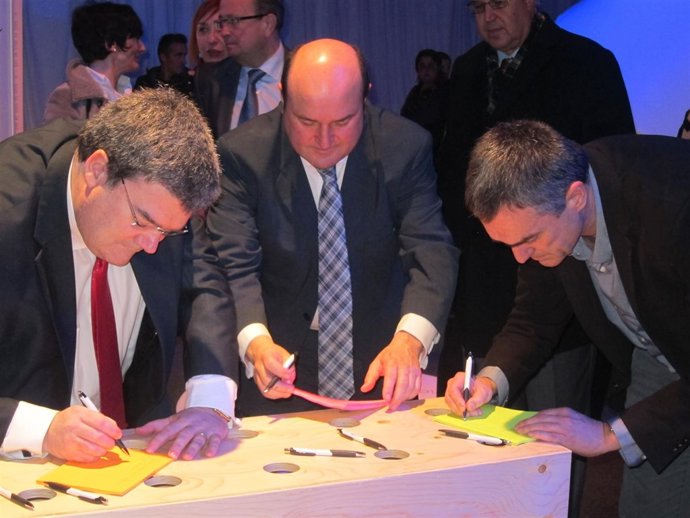 Aburto, Ortuzar y Fernández dejan sus mensajes