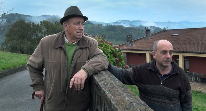 Ramón Lluis Bande presenta 'El nome de los árboles'