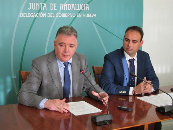 Los delegados Francisco Romero y Pedro Pascual Hernández. 