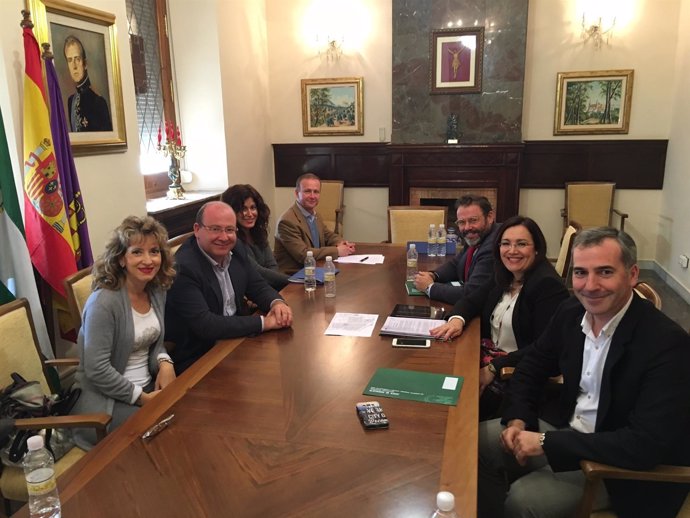 Reunión de la Junta y el Ayuntamiento de Jaén sobre Las Protegidas.