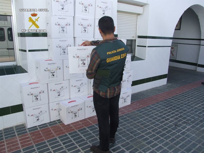 Robo en Gelves de 136 drones 