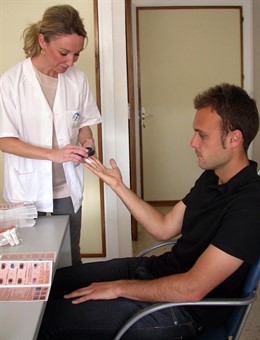 Consulta para detectar lunares o manchas sospechosas de cáncer de piel