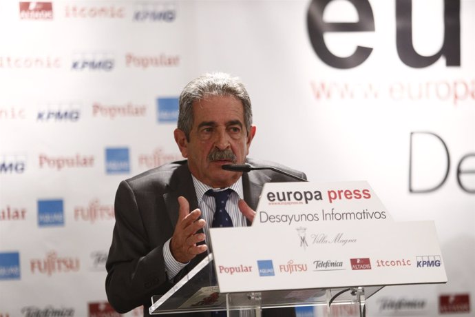 Miguel Ángel Revilla en los Desayunos de Europa Press. Imagen de archivo