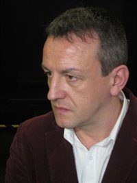 Rivarés pide dialogar a empresa y trabajadores del autobús para llegar al acuerdo