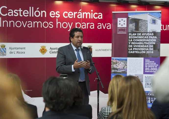 JAVIER MOLINER PRESENTA EL PLAN DE REHABILITACIÓN DE VIVIENDAS