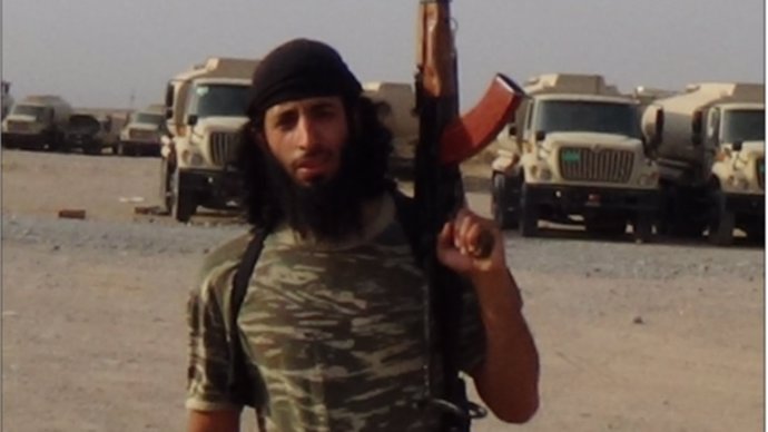 Fotografía de 'Jihadi John' sin pasamontañas publicada por el Estado Islámico