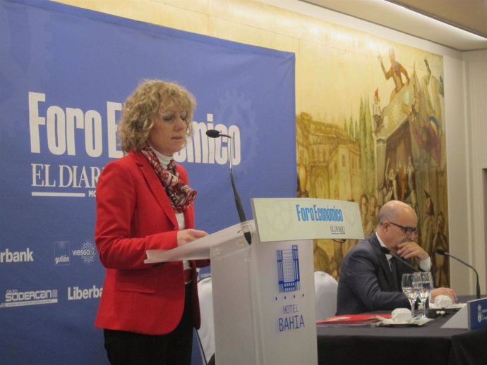 Eva Díaz Tezanos en foro económico  de El Diario Montañes 