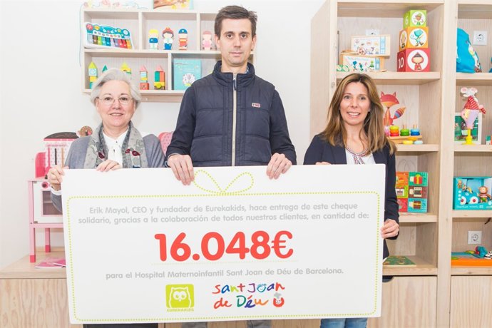 Tina Parayre, Erik Mayol y Mariana Romero