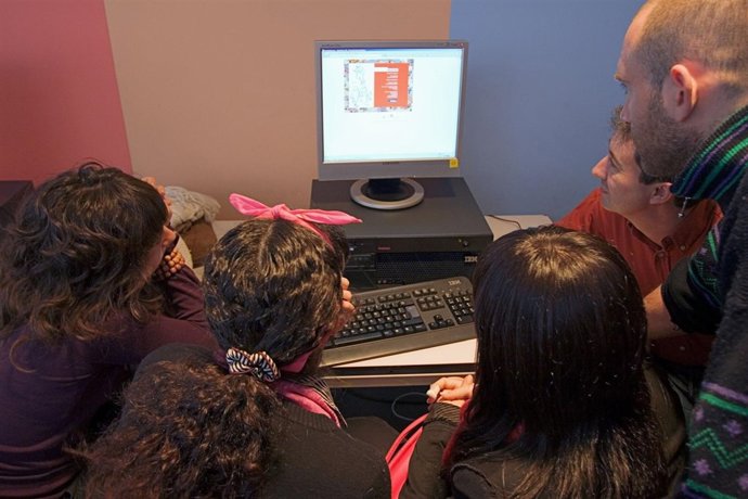 Programa 'La premsa a les escoles' del Colegio de Periodistes y La Caixa