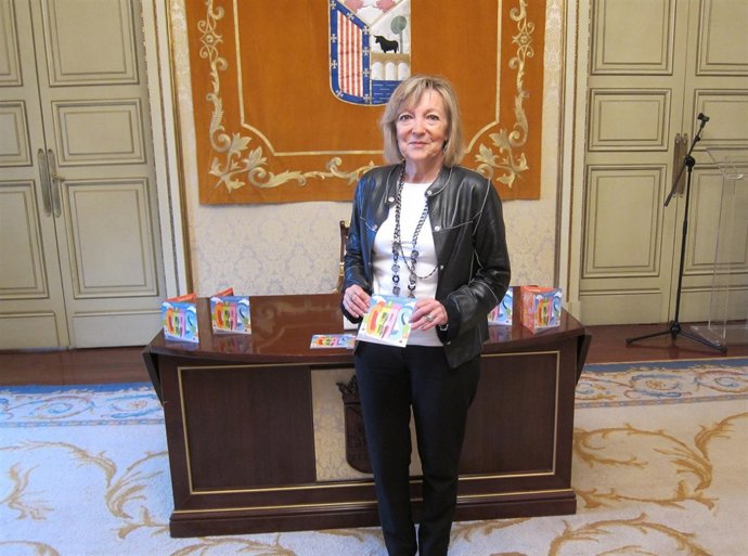 Cristina Klimowitz presenta la Memoria de los CEAS de 2015