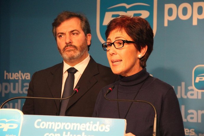 La parlamentaria popular María Sacramento.