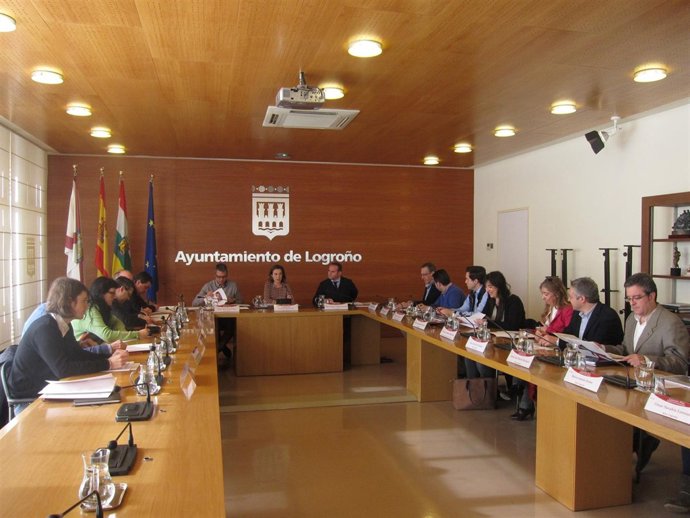 Imagen de la reunión de la Comisión de Infraestructuras