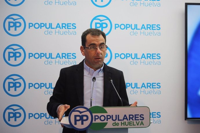 El El portavoz del Grupo Popular en el Ayuntamiento de Huelva, Ángel Sánchez. 