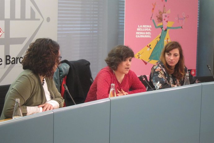 Laura Pérez, Gala Pin y la artista Alba Sarraute, que será la Reina Belluga 