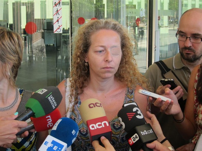 Ester Quintana comparece ante los medios después de dos declaraciones de mossos