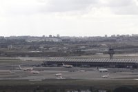 Cifuentes demana tranquil·litat després de l'alerta d'Aena