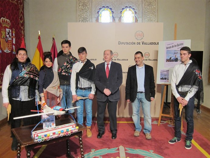 Presentación de 'Los Versos' de los quintos de Castronuño (Valladolid)