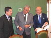 Los CADE impulsan la creación de 15.400 sociedades y 18.580 empleos