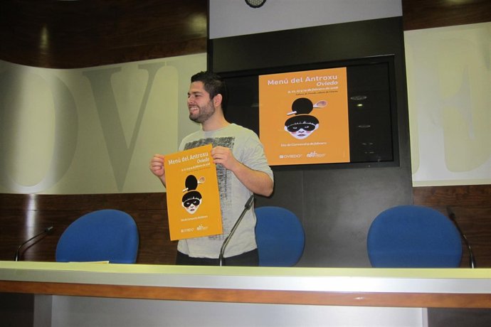 El concejal Rubén Rosón, durante la rueda de prensa.