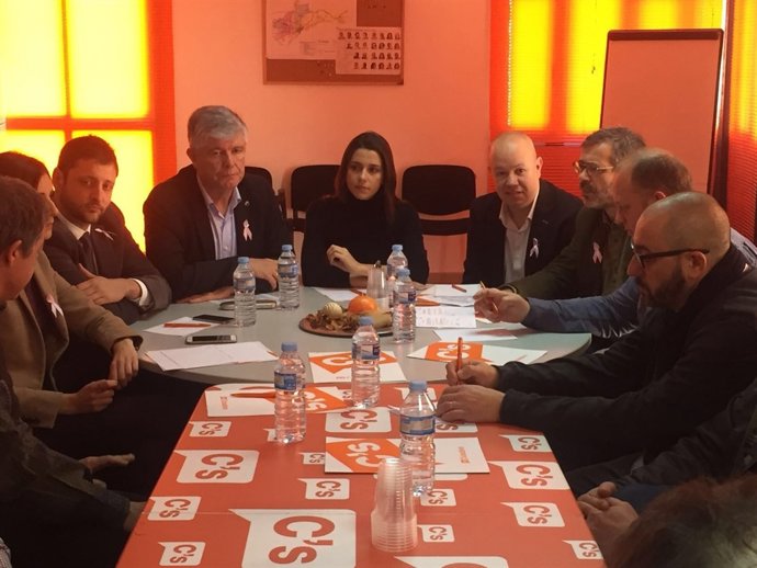 C's se reúne con representantes de Covestro y Ercros