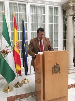 El delegado del Gobierno en Andalucía, Antonio Sanz, en rueda de prensa