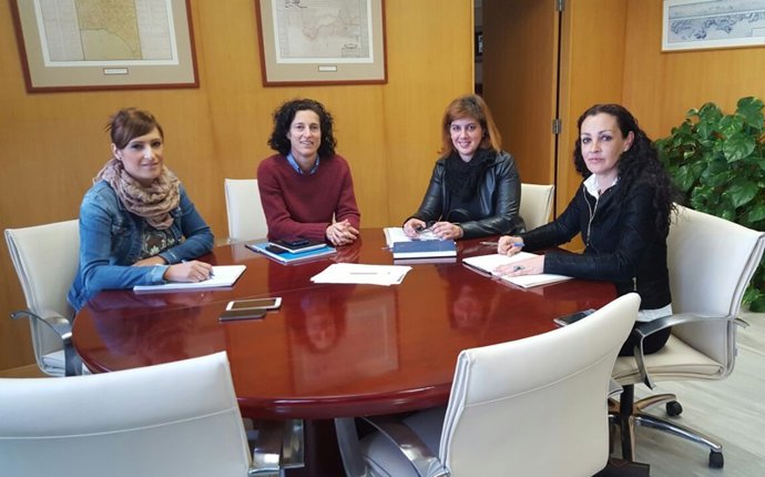 Reunión entre la Junta y el Ayuntamiento de Cartaya por la procesionaria. 