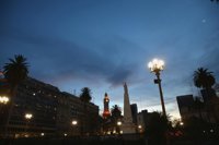 Doce heridos al empotrarse un autobús con una acampada de protesta en la Plaza de Mayo