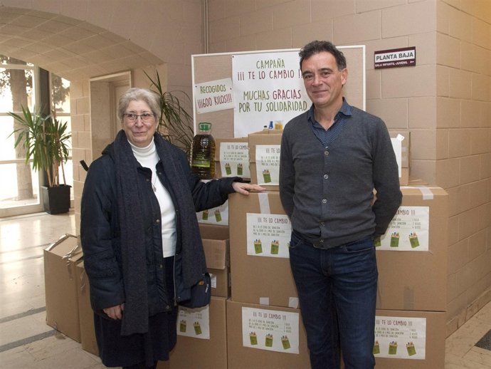 Campaña recaudación alimentos para Cocina Econónica en la Biblioteca