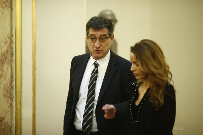 Ignacio Prendes y Patricia Reyes en el Congreso