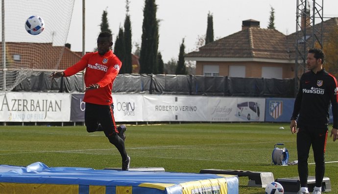 Jackson Martínez y Diego Simeone (Atlético Madrid)