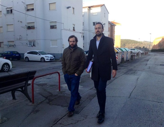 Visita de los concejales al barrio