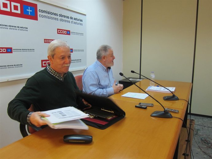 Justo Rodríguez Braga (izquierda) y Antonio Pino, en la rueda de prensa. 
