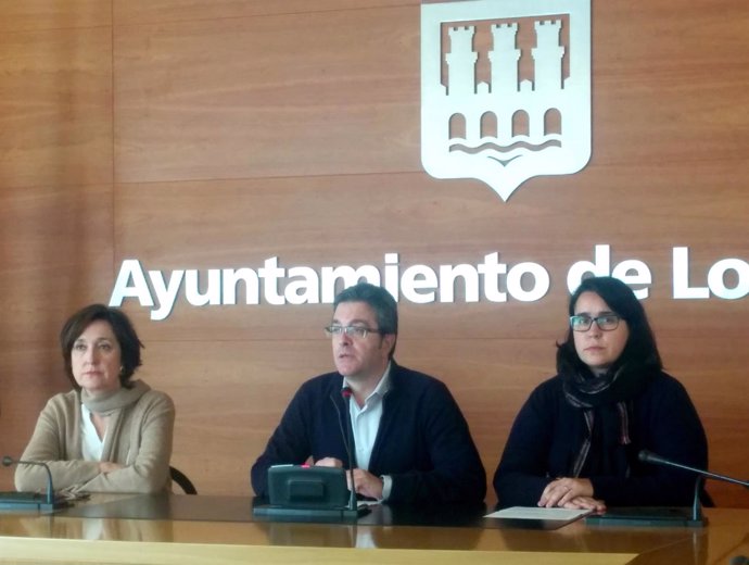 González, San Martín y Alonso, en la rueda de prensa