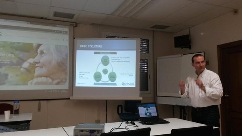 El investigador Enrique Bernal, en la presentación.