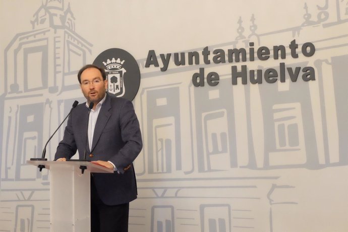 El concejal del Ayuntamiento de Huelva José Fernández (PSOE). 