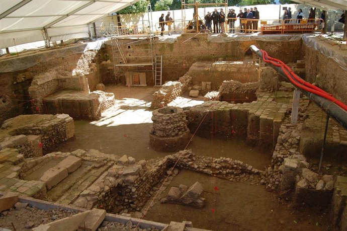 Yacimiento arqueológico del Patio de Banderas.