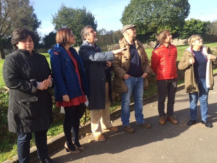 Visita del PSOE al IES Roces