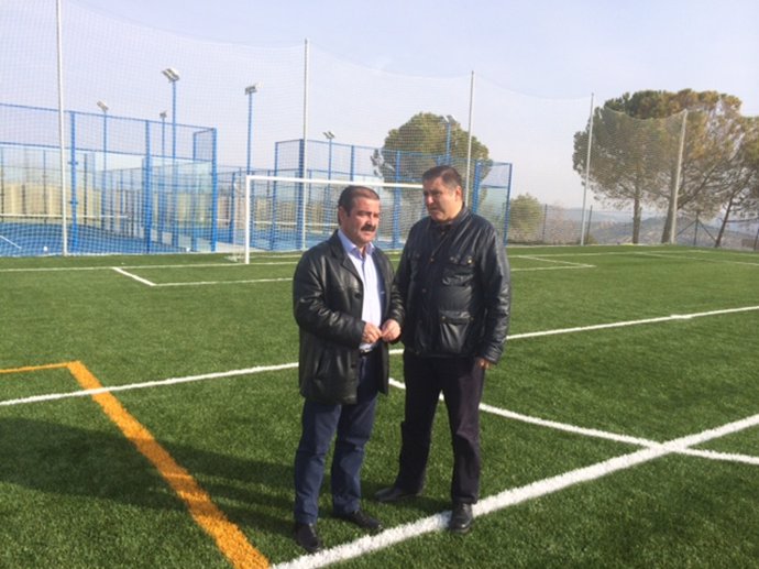 Visita de la Diputación de Jaén al campo de fútbol de Villardompardo