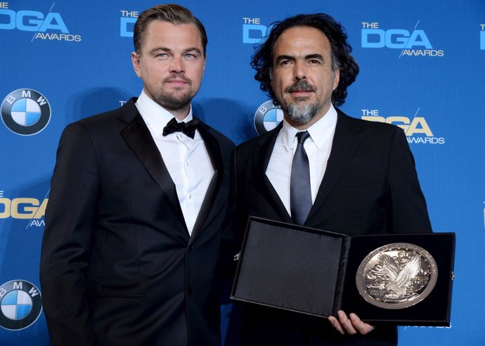 Leonardo DiCaprio presents the Feature Film Nomination to Alejandro G. Inarritu 
